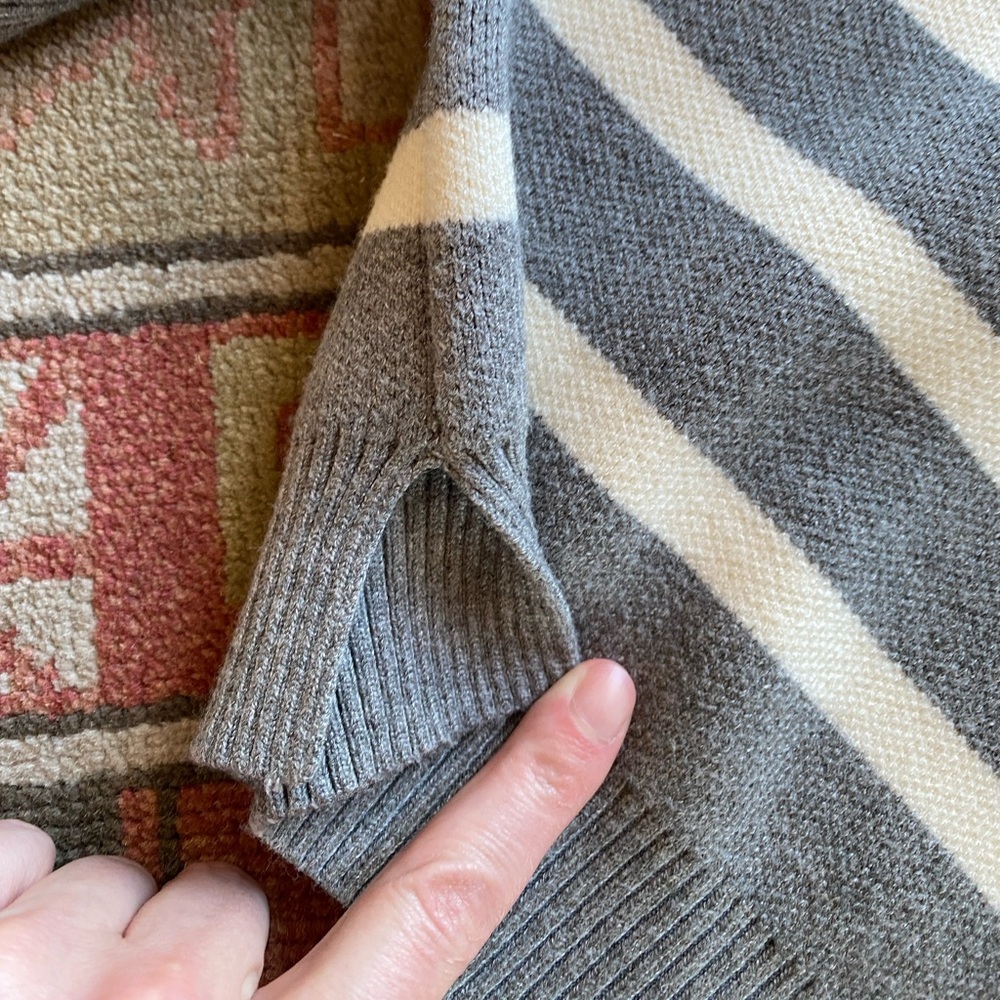 VICI Striped + Hooded Shirt - Picture 3 of 7